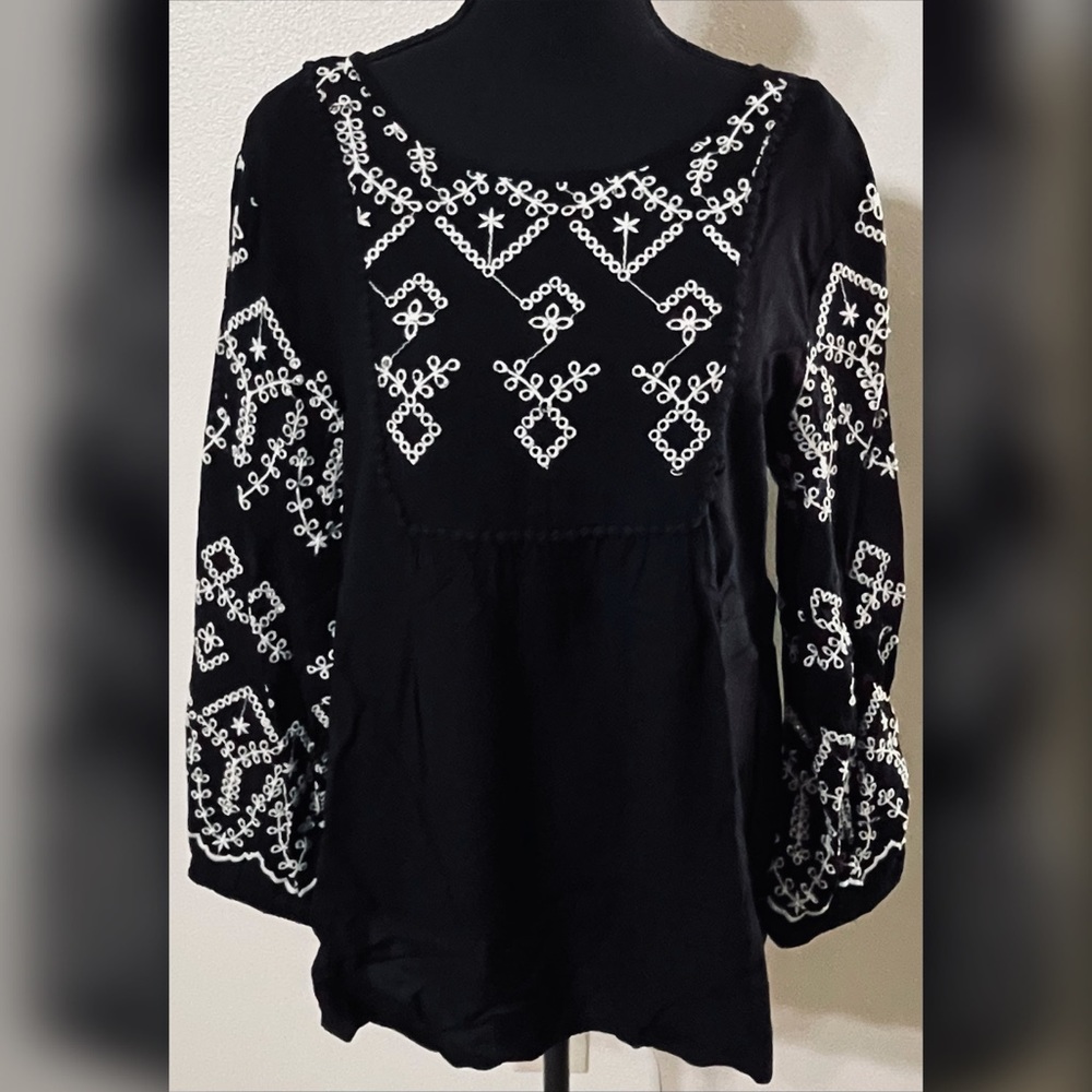 Studio West blouse